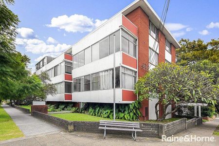 8/2 Clara Street, Randwick, NSW 2031 - Photo 5