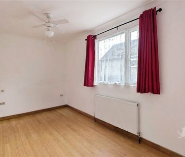 Milton Road, Caterham, Surrey, CR3 5JD - Photo 6