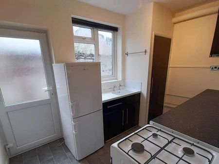 Barratt Close, Stoneygate, Leicester, LE2 - Photo 5