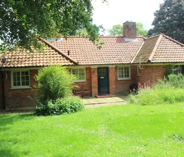 Church Lane, Letheringsett, NR25 7YA - Photo 5