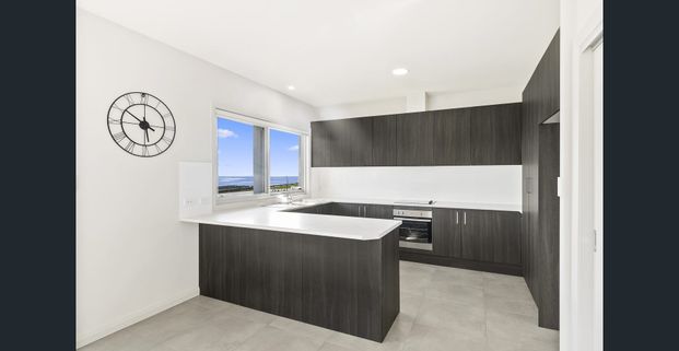 Comfort. Convenience. Breathtaking Views. - Photo 1