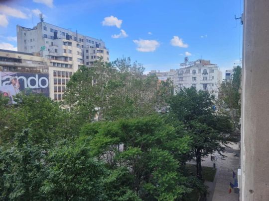 Piata Romana-Magheru stradal, 4 minute Metrou, apartament 2 camere - Photo 1