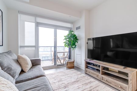 For Lease - 50 George Butchart Drive Unit# 614, Toronto, Ontario - Photo 4