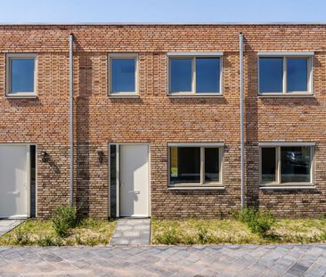 Te huur: Huis Anna J. Cooperstraat 11 in Almere - Photo 3