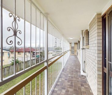 Easy-Living 3-Bedroom Home in Macgregor - Photo 1