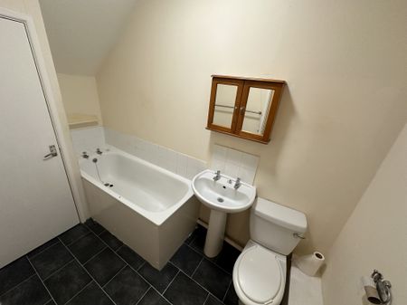 St Francis Way, Great Yarmouth - Photo 3