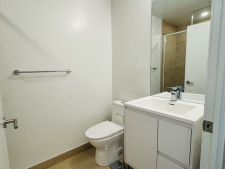 For Lease - 5 Quarrington Lane Unit# 1005, Toronto, Ontario - Photo 4