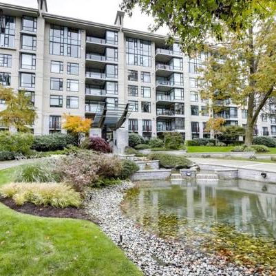 Beautiful Home at Shaughnessy Condo almost like 3 Bedroom - Photo 3