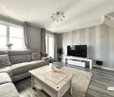 3 bedroom end of terrace house to rent - Photo 2