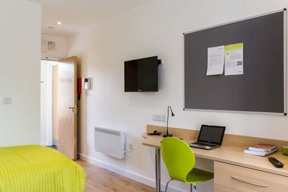 LUXURY STUDENT ACCOMMODATION - STUDIOS FROM £130 PW - Photo 1