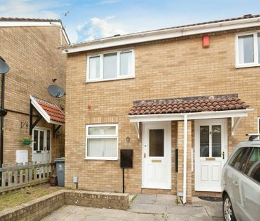 2 bedroom semi-detached house to rent - Photo 6