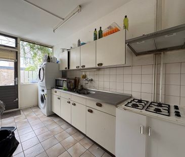 Per direct: Studentenkamer beschikbaar aan de Briljantstraat!, Gron... - Photo 1