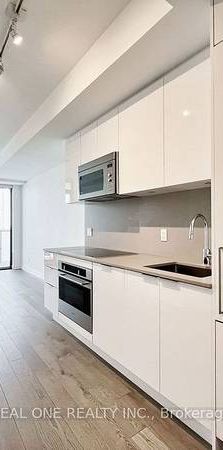 1 Bed & 1 bath - Yonge & Rich - Residences on Lombard - Photo 1