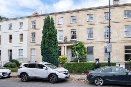 Montpellier Terrace, Cheltenham, GL50 - Photo 4