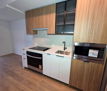 For Lease - 1037 The Queensway N/A Unit# 702, Toronto, Ontario - Photo 3