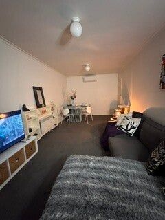 Bentleigh - Photo 1