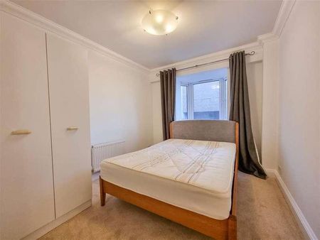 Hartfield Road, Central Wimbledon, SW19 - Photo 2