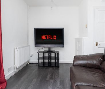 3 bedroom House To Let - Photo 1