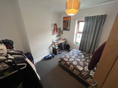 Topaz Street, Cardiff - Photo 2