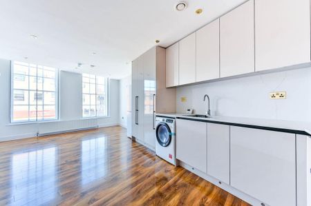 1 bedroom flat to rent - Photo 2
