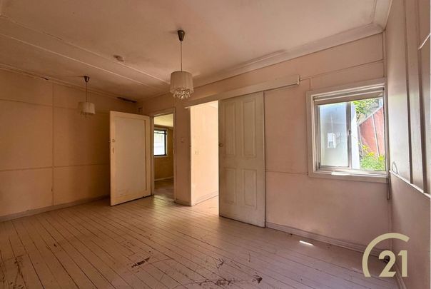 3 Bedroom Family Home, Located in a Prime Location! - Photo 1