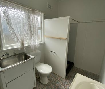 2 Bedroom Flat - Photo 4