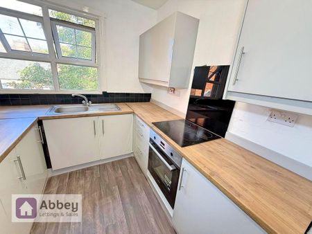 Studio to rent - Photo 5