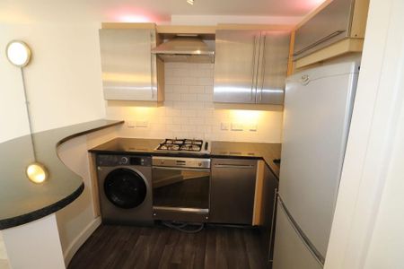 1 bedroom flat to rent - Photo 5