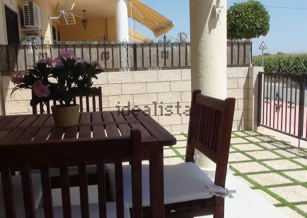 Alquiler de chalet adosado en Avenida Príncipe de Asturias