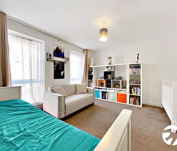 4 bedroom terraced house to rent - Photo 2