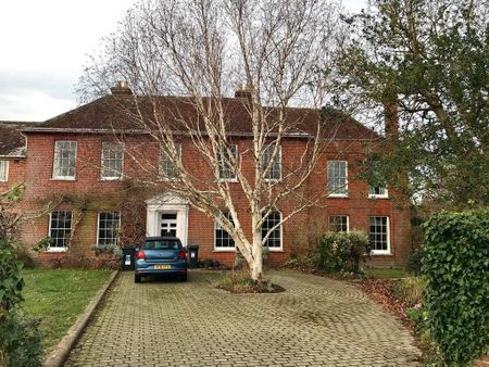 2 bedroom cottage to rent - Photo 2