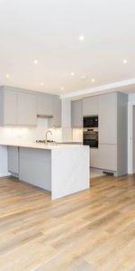 Modern and Spacious Apartment - Photo 3