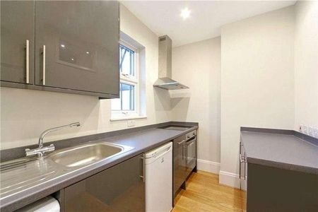 Chalk Farm Road, Chalk Farm, London, NW1 - Photo 5