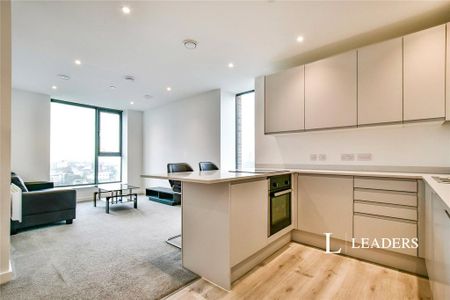 2 bedroom flat to rent - Photo 2