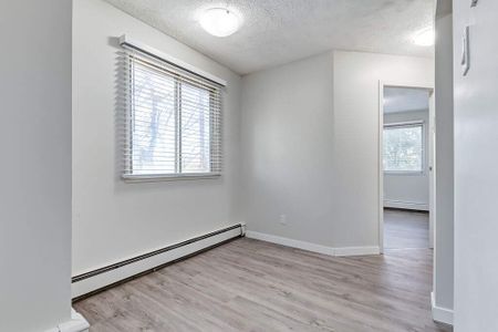 Classic Suite - 2 Bedroom - Photo 2