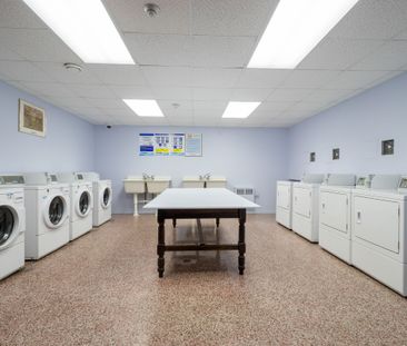 4 Overland Drive - Photo 4