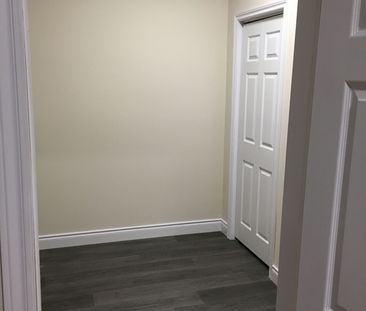 For Lease - 61 Bedford Road, London East, Ontario - Photo 5