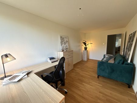 Aussergewöhnliche 3.5 Zimmer-Wohnung mit 115 m² erstmals zu vermieten - Photo 4
