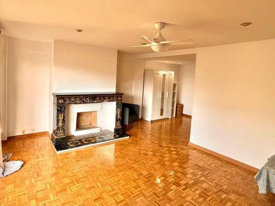 Calle de Santa Cruz de Marcenado, Madrid, Community of Madrid 28015 - Photo 1