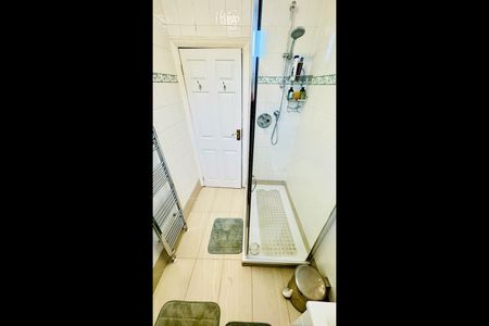 Room in a Shared House, Links Avenue, SM4 - Photo 2