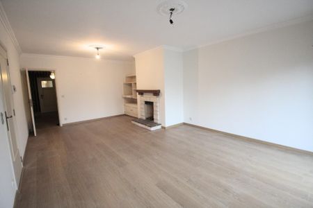 APPARTEMENT MET 3 SLAAPKAMERS IN CENTRUM IEPER - Photo 4