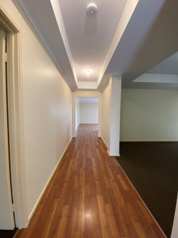 8 Neil Kerley Court - Photo 2