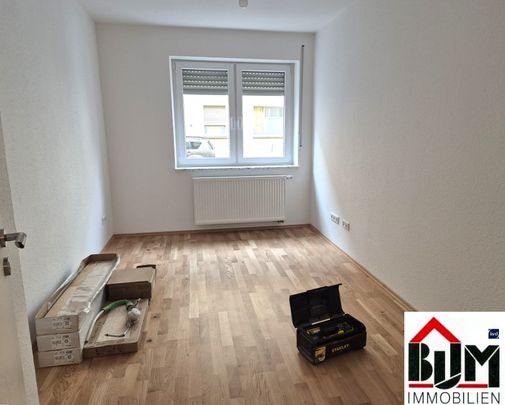 *Frisch modernisiert - 3 Zimmer - Bad mit Fenster - ruhige Seitenstraße* - Photo 1