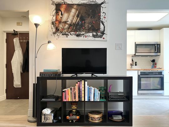 For Lease - 88 Charles Street Unit# 511, Toronto, Ontario - Photo 1