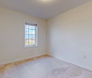 For Lease - 12 Fiesta Way, Whitby, Ontario - Photo 6