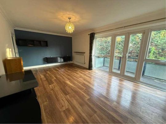 Slough, Berkshire, SL2 - Photo 1