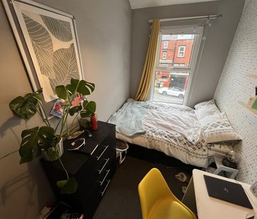Brudenell Road, Hyde Park, LS6 1HA, Leeds - Photo 1