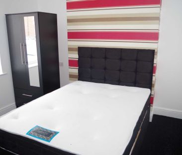 Romney Street, Salford - Photo 4