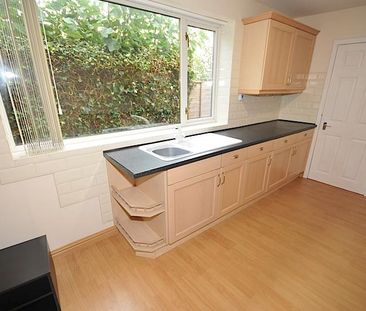 1 bedroom ground floor flat to rent - Photo 3