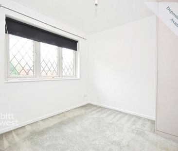 2 bedroom end of terrace house to rent - Photo 3